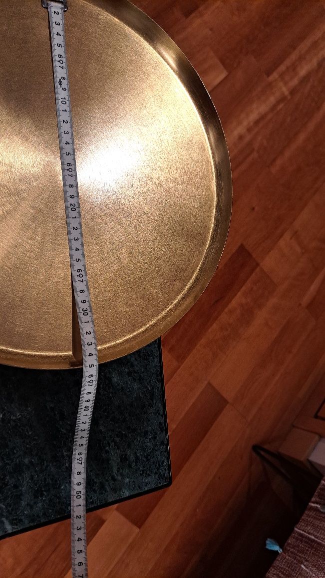 Mesa apoio Kare verde e dourada