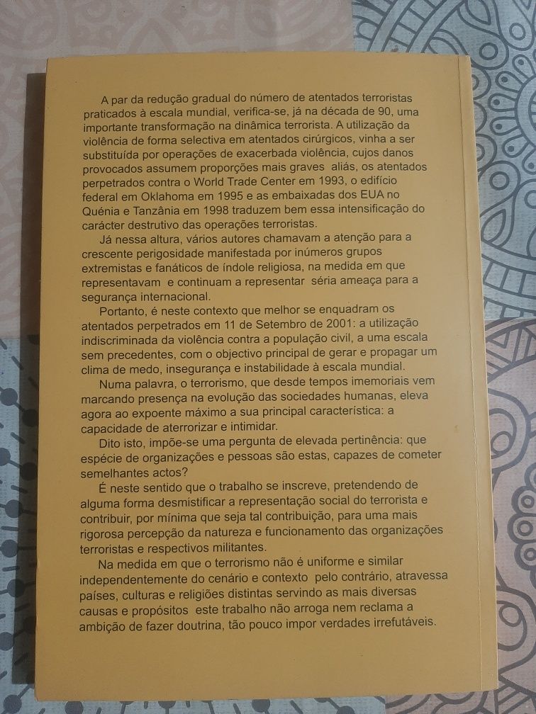 Livro "O Terrorismo e seus intérpretes"