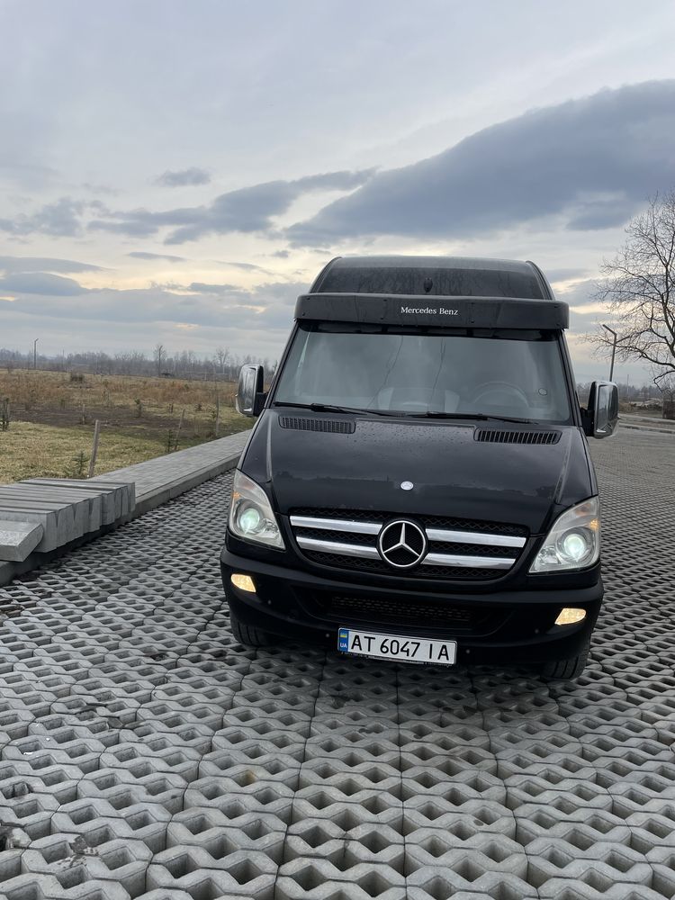 Mercedes-Benz Sprinter 318