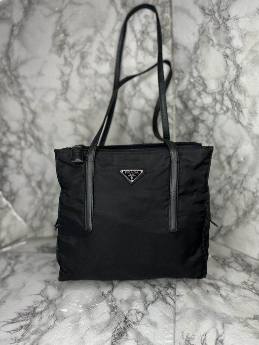 Сумка сумочка нейлон и кожа Prada оригинал