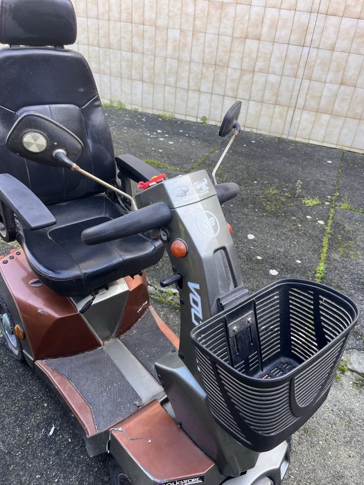 Mota quadriciclo eletrico mobilidade reduzida