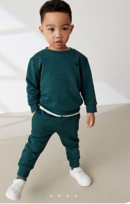 Дитячий костюм на хлопчика фірма Next