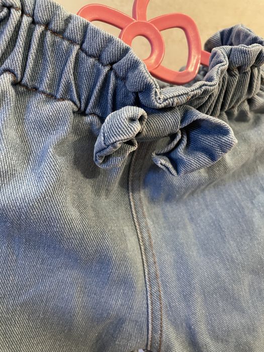 Теплв сорочка та джинси