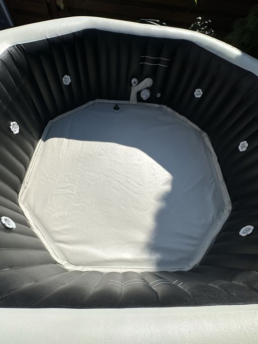 Intex 6 osobowe wanna dmuchana