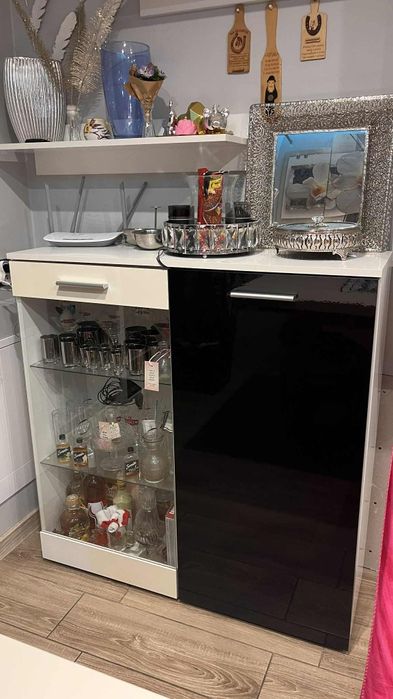 Meble meblościanka do salonu