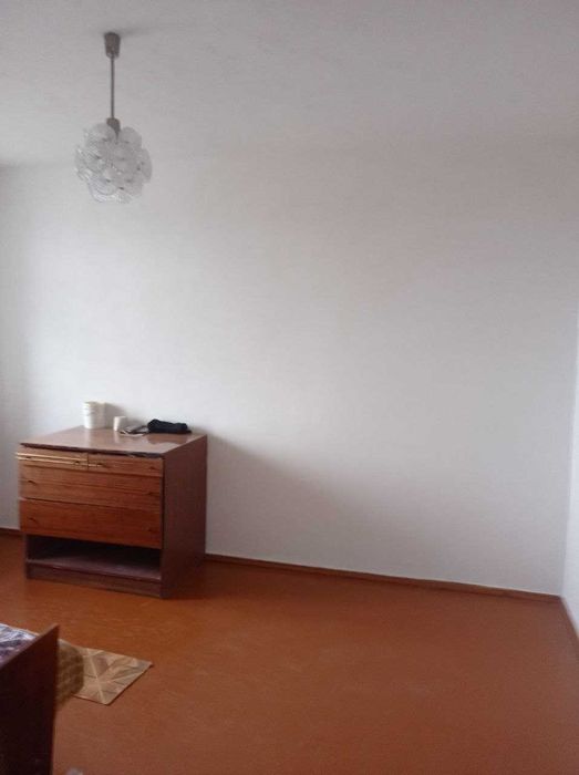 Центр, Харчука, 3-кім, 62м, поверх 3/5, з ділянкою для зелені