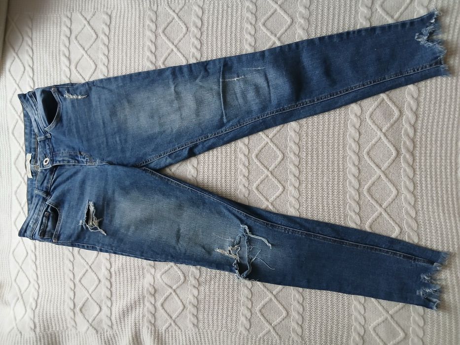 Dżinsy z przetarciami Calliope rozm. S