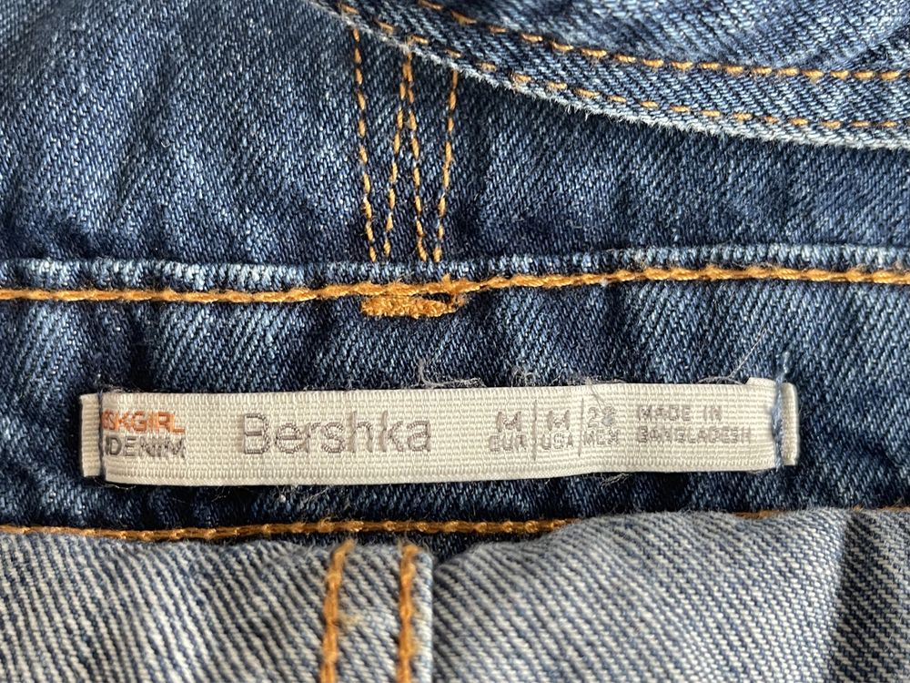 Джинсовий комбінезон Bershka