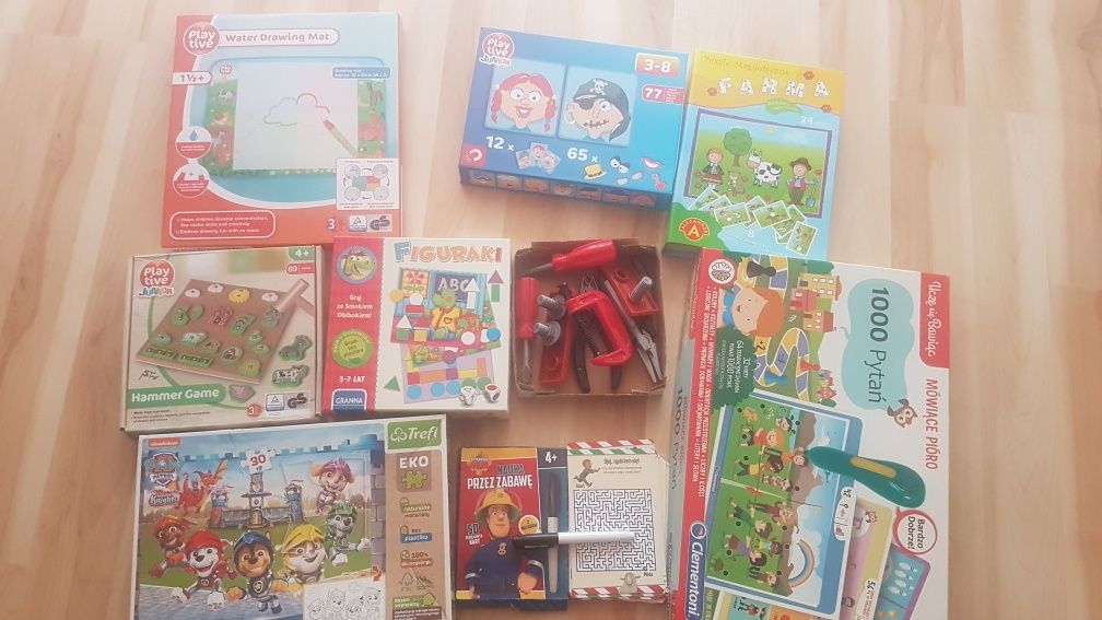 Zestaw gier i puzzli