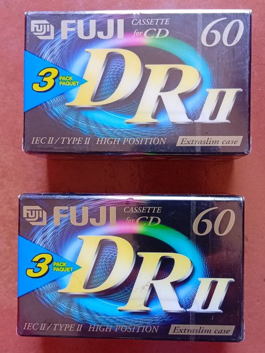 Conjunto de cassetes K7 seladas