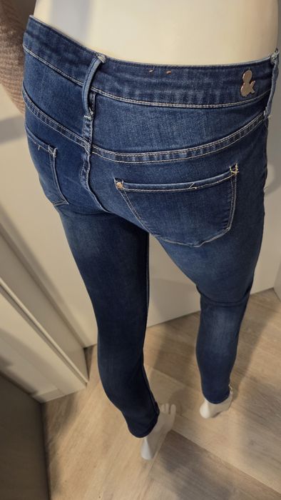 Komplet na jesień/zimę  sweter ,jeansy