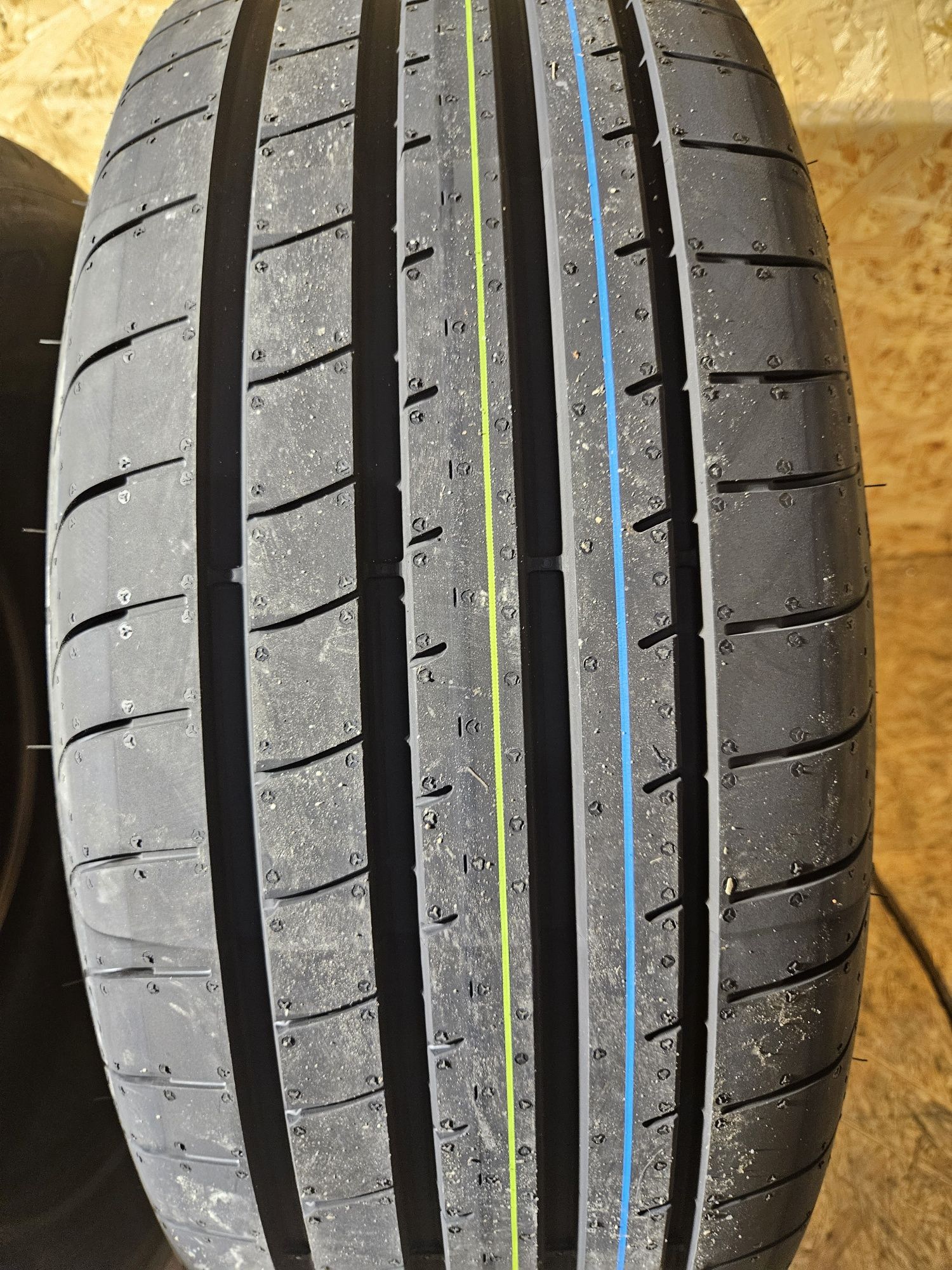 Opony letnie 235/60/18 goodyear asymetric 5 mercedes glc