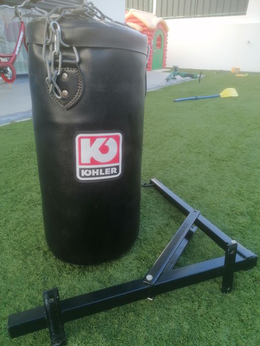 Saco de Boxe Kohler com suporte de parede