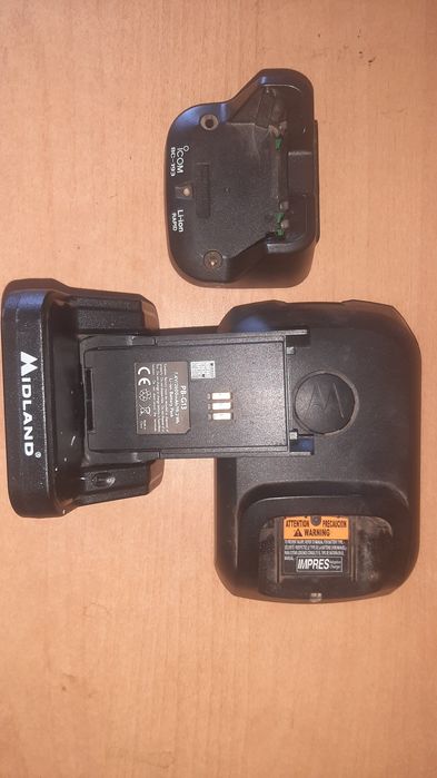 Baofeng, Icom,Tekk, Motorola FRS GMRS UHF pmr Рація радіостанції заряд