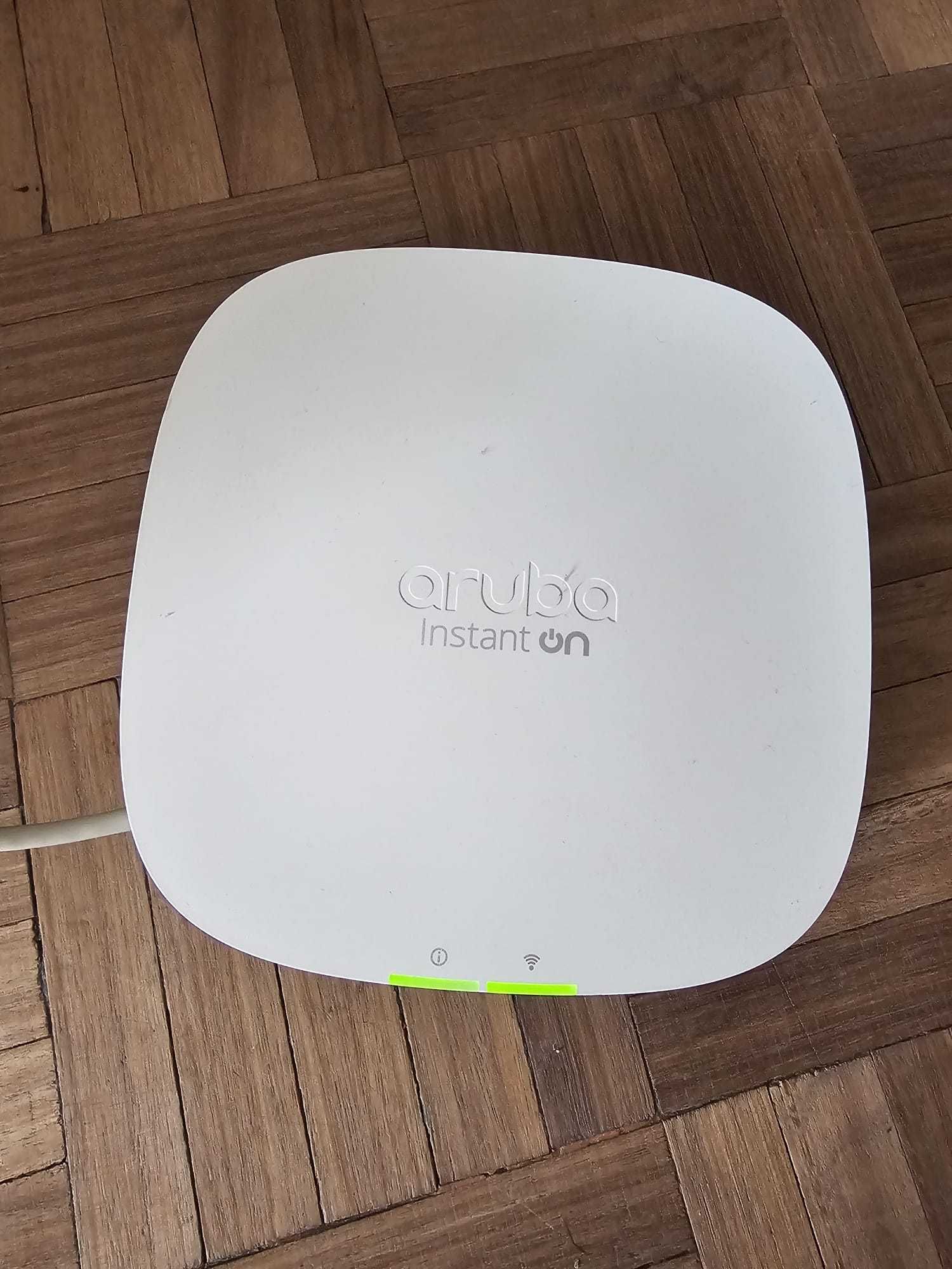 HPE Aruba Instant On AP22 Access Point (RW)