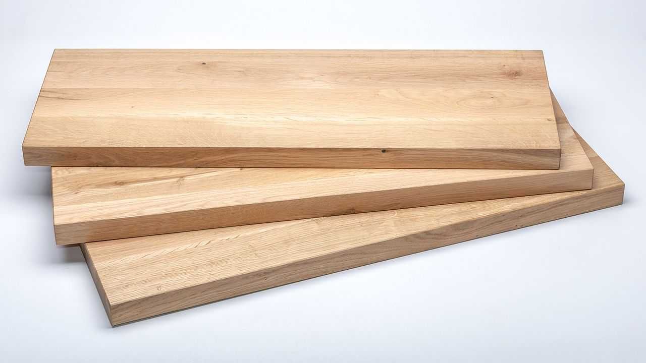 Drewniane schody z litego drewna dębowego