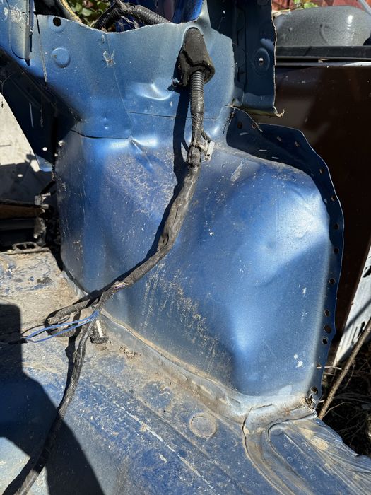 Subaru Impreza WRX GD prawy błotnik, kielich tył, nadkola