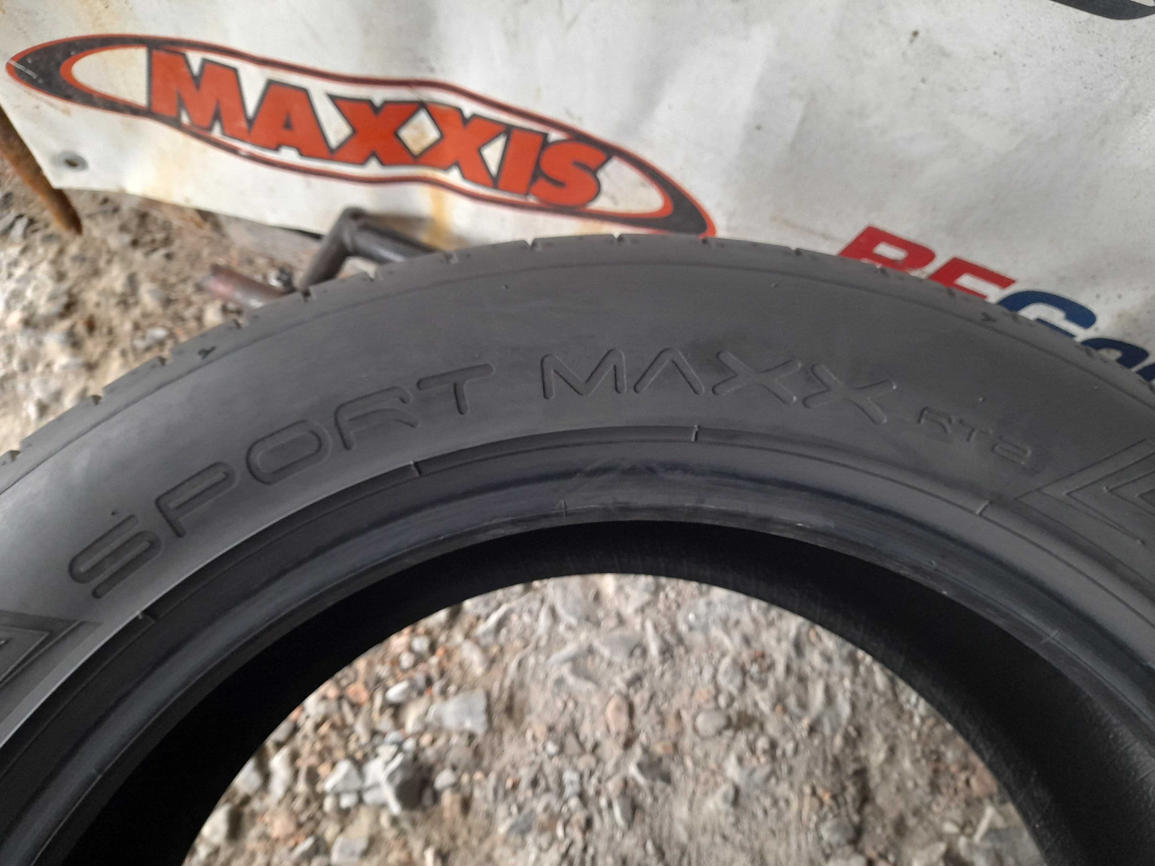 Літні шини 225/55 R18 Dunlop sport maxx rt2