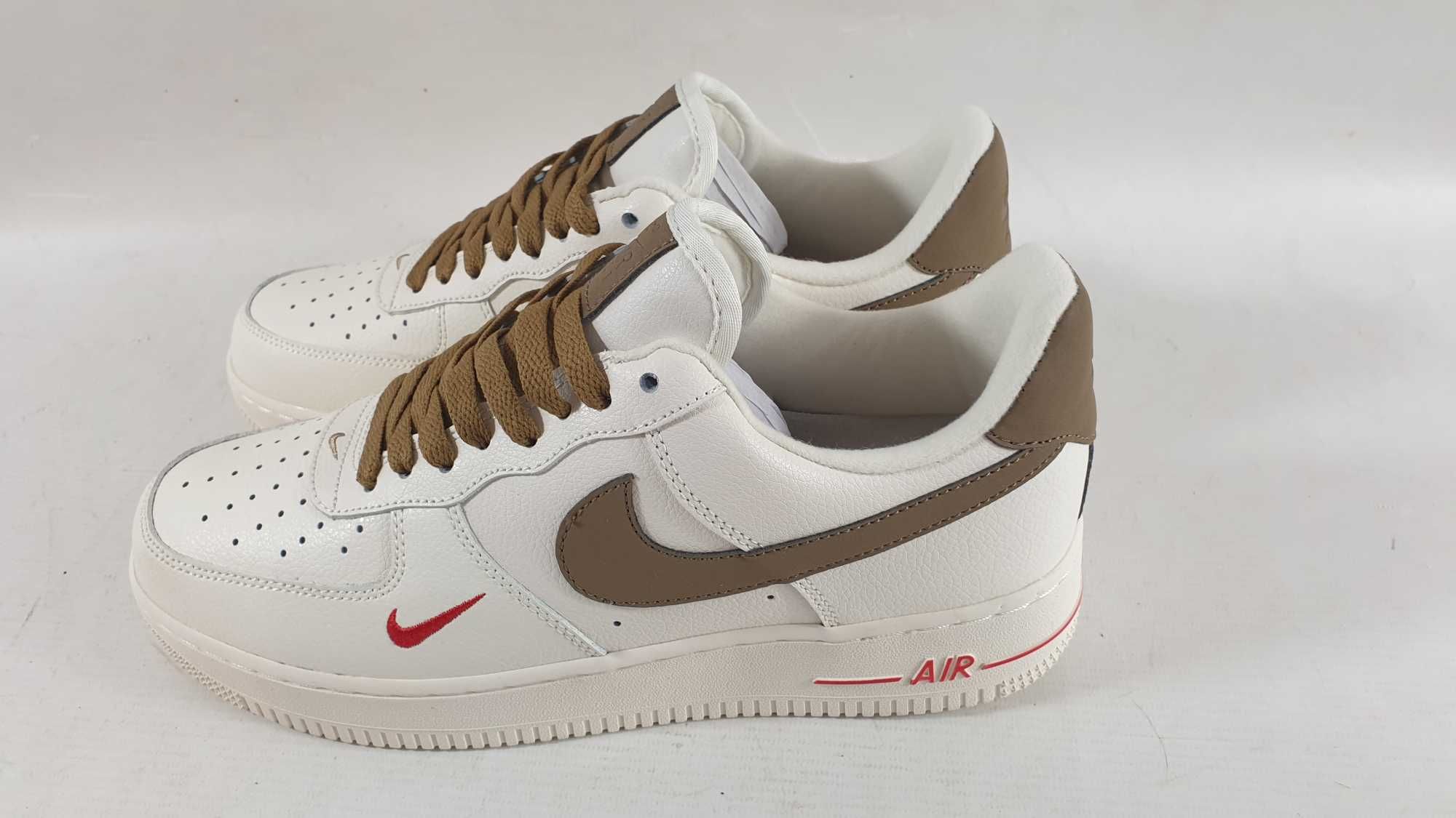 Nike buty damskie sportowe Air Force 1 '07 rozmiar 41