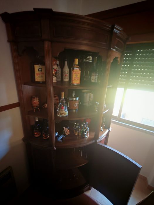 Bar with accessories