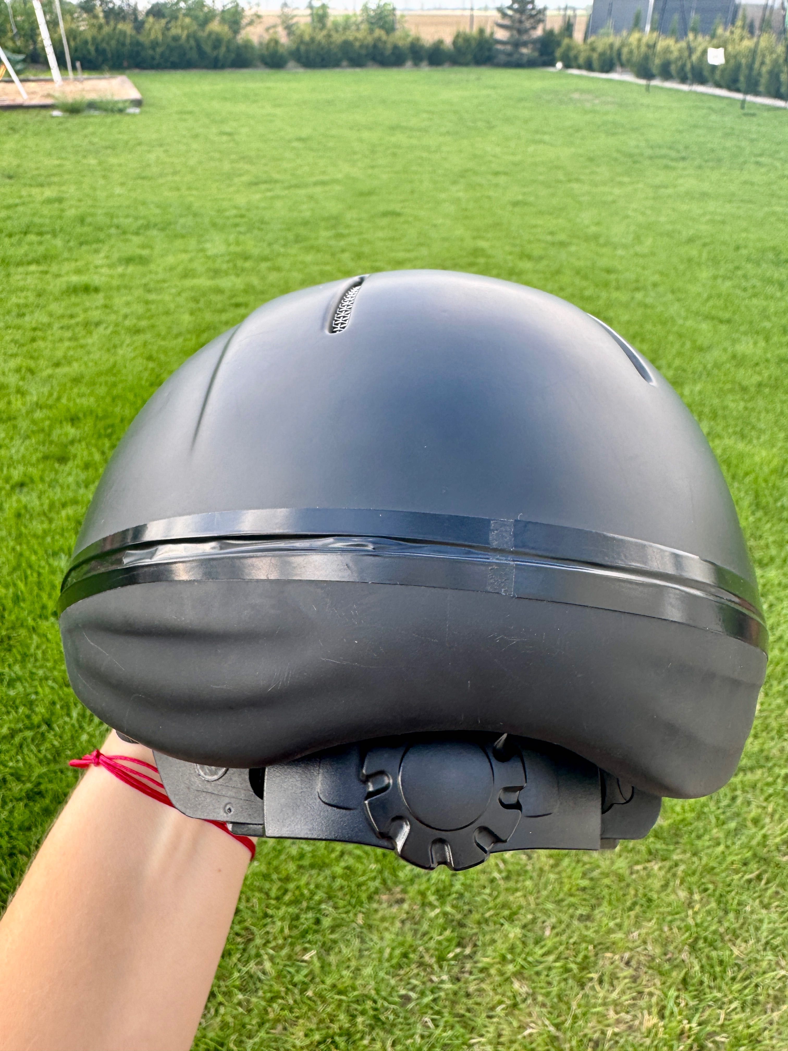 Kask jeździecki rozmiar M 55-58