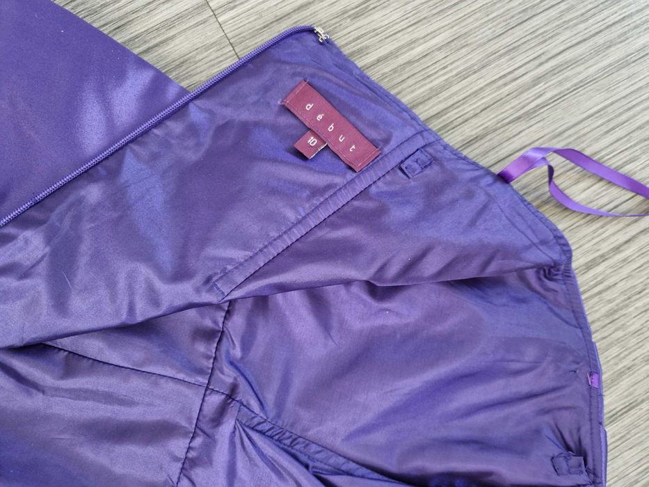 Sukienka w kolorze fioletowym