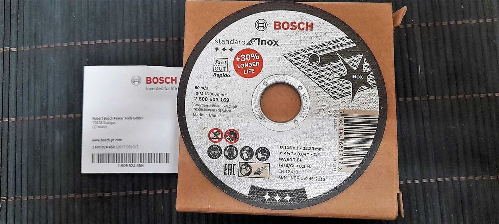 Discos de Corte Inox 115 x 1mm x 22.3mm Bosch e de 2,5mm e rebarbar