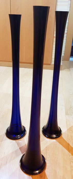 Solitários vidro azul