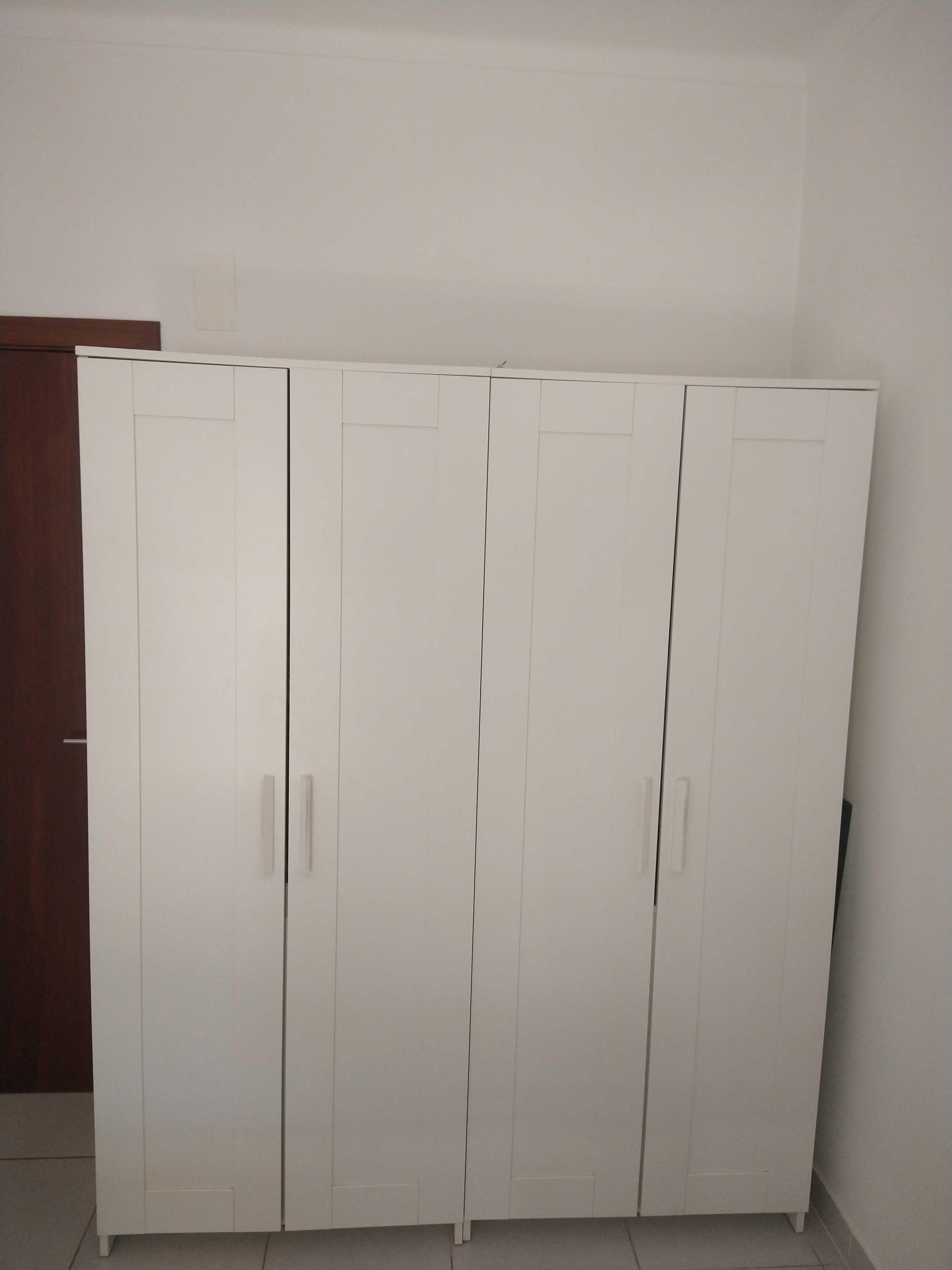 Roupeiro duas portas