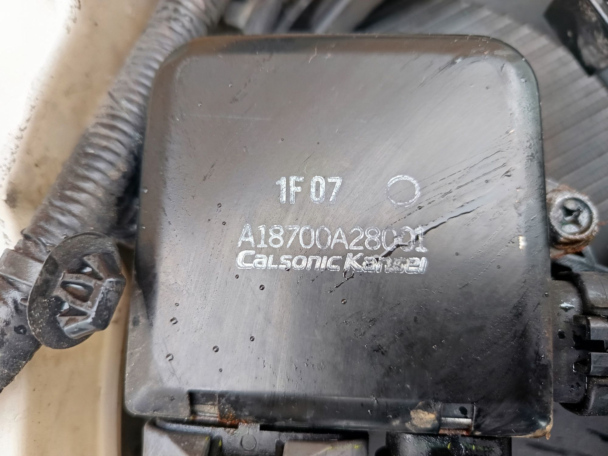 Nissan Juke F15 1.6 Dig Moduł Wentylatora F-vat