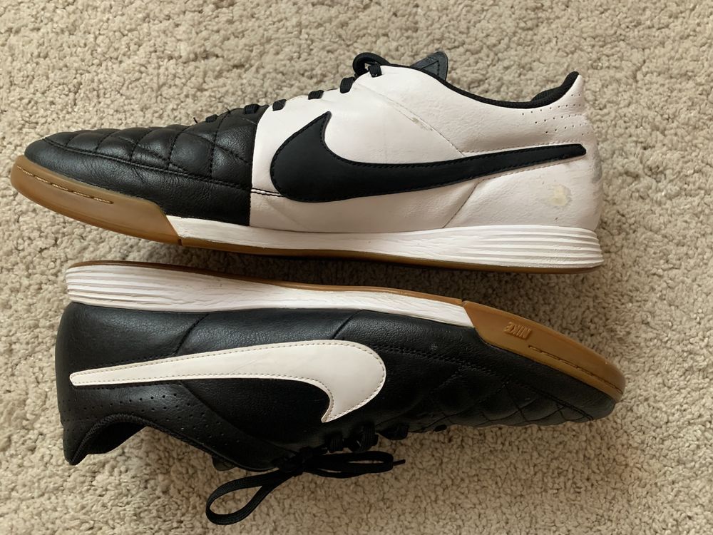 Кроссовки футзалки NIKE 30 см