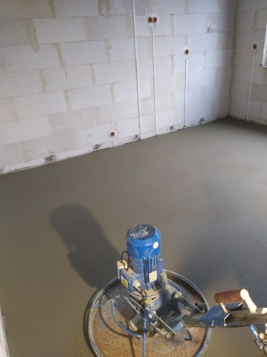 Posadzki betonowe agregatem układanie styropianu, zagęszczanie gruntu