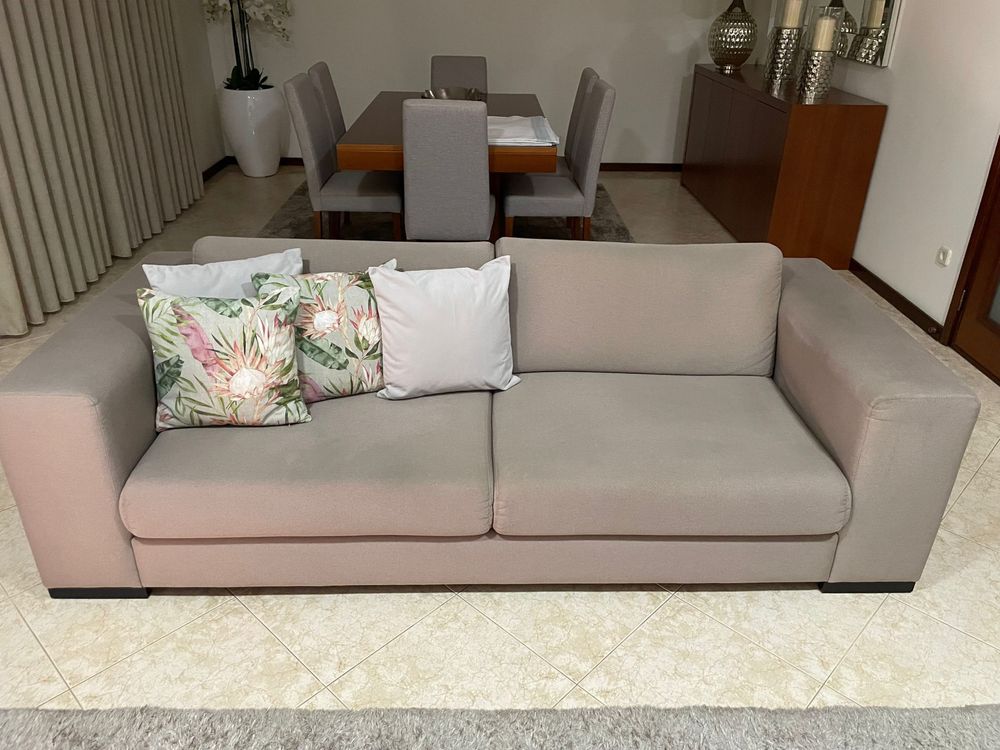 Vendo sofá 2,30x1mt cinza