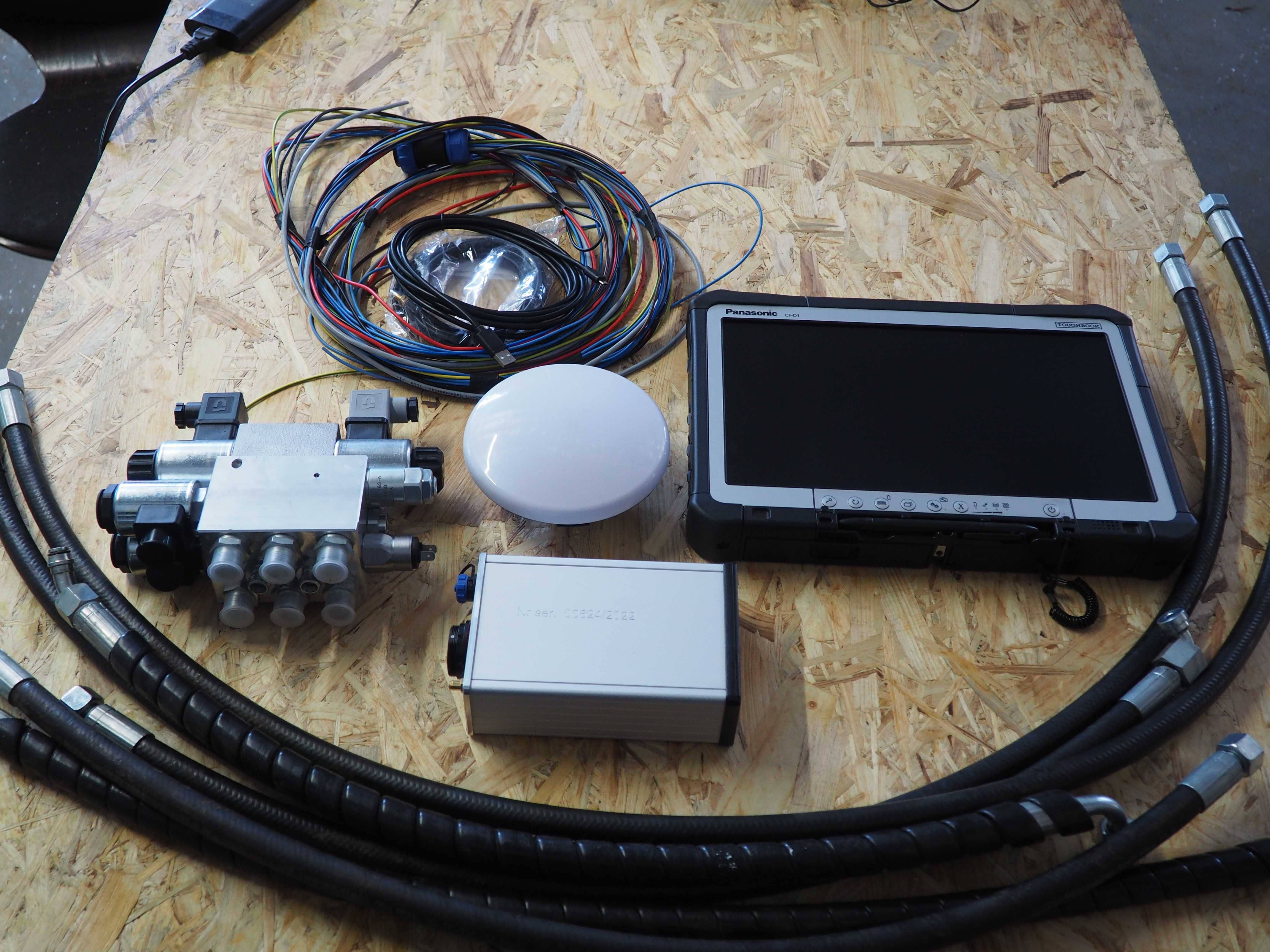 Nawigacja Rolnicza RTK, GPS, stacja bazowa, antena GPS. ISO-BUS