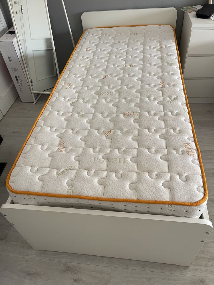 Ikea Estrutura de Cama SLÄKT branca, 90x200