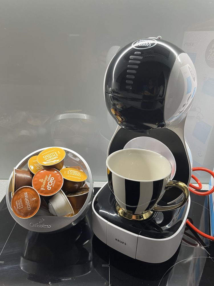 Dolce gusto ekspres /Nespresso