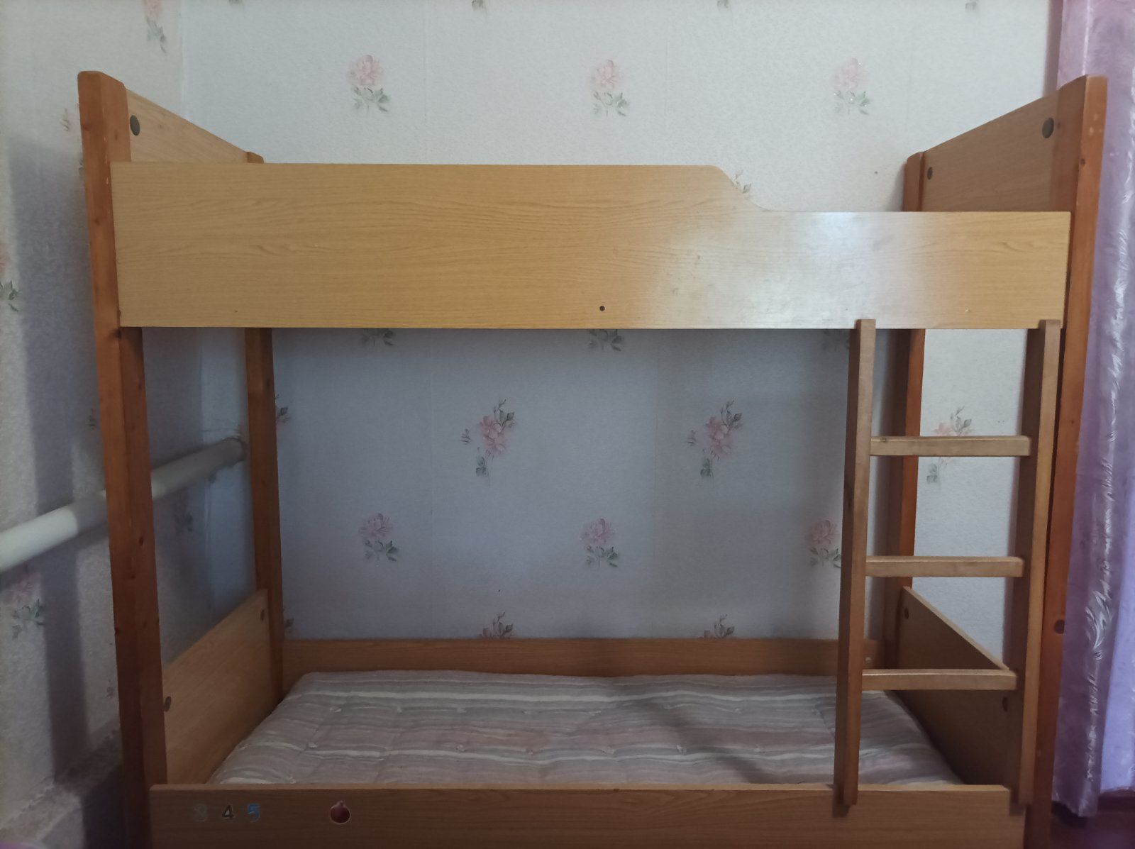 Ліжко дитяче двоповерхове