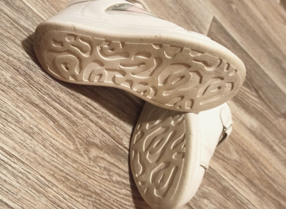 Кроссовки кросівки 34 р. 21 см.