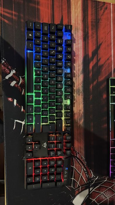 Teclado Gaming RGB