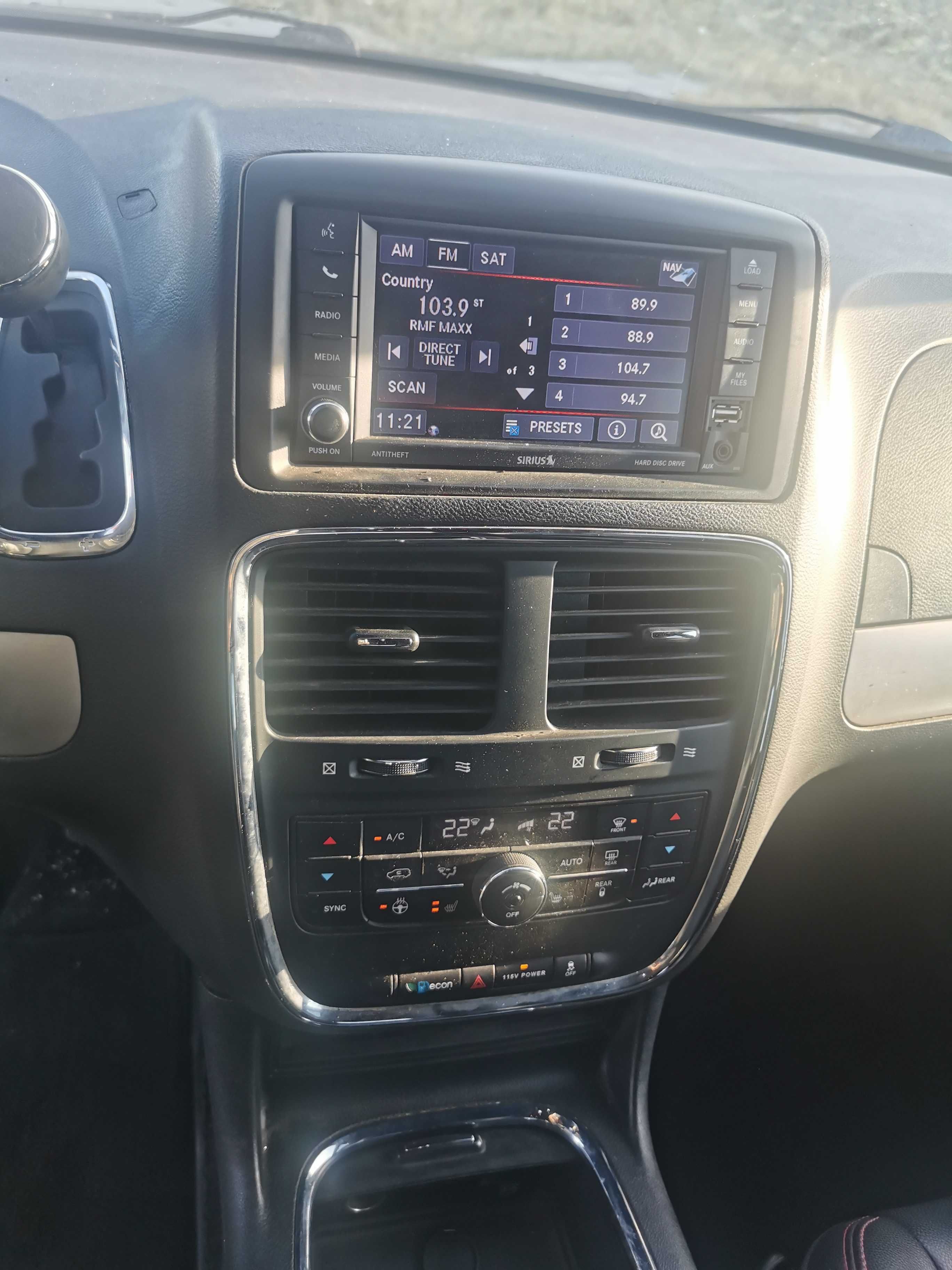 2018 Dodge Grand Caravan GT  + hak - faktura 23 %