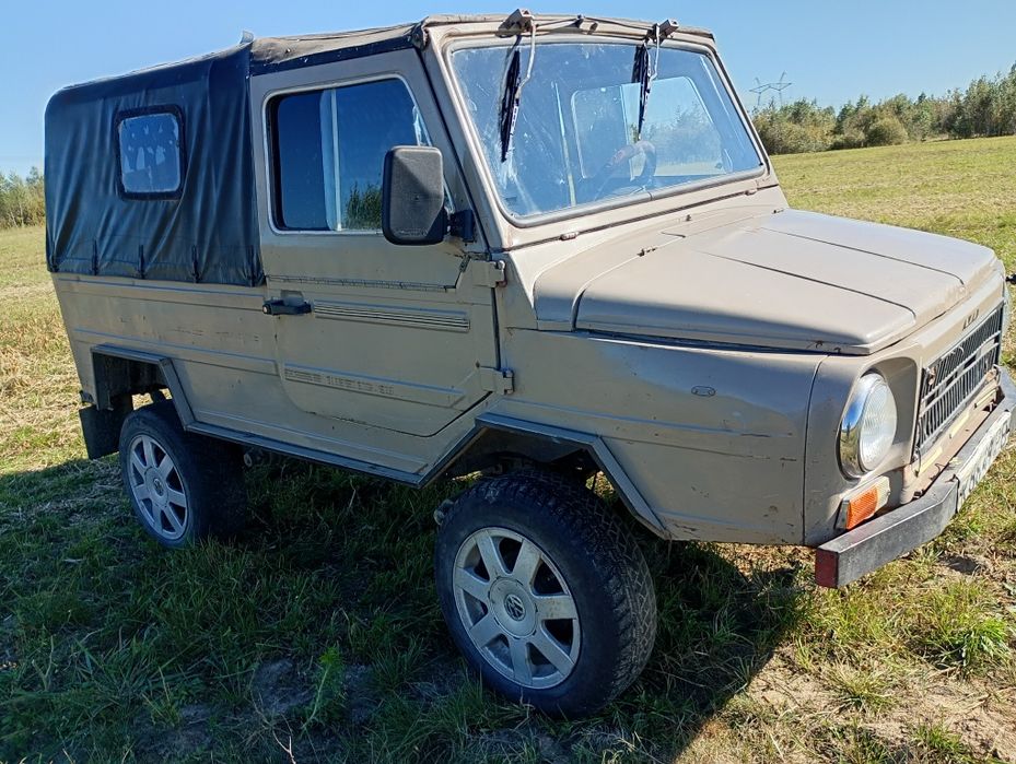 Продам волинянку з докум.двигун дизель 1.6 пасад В2..