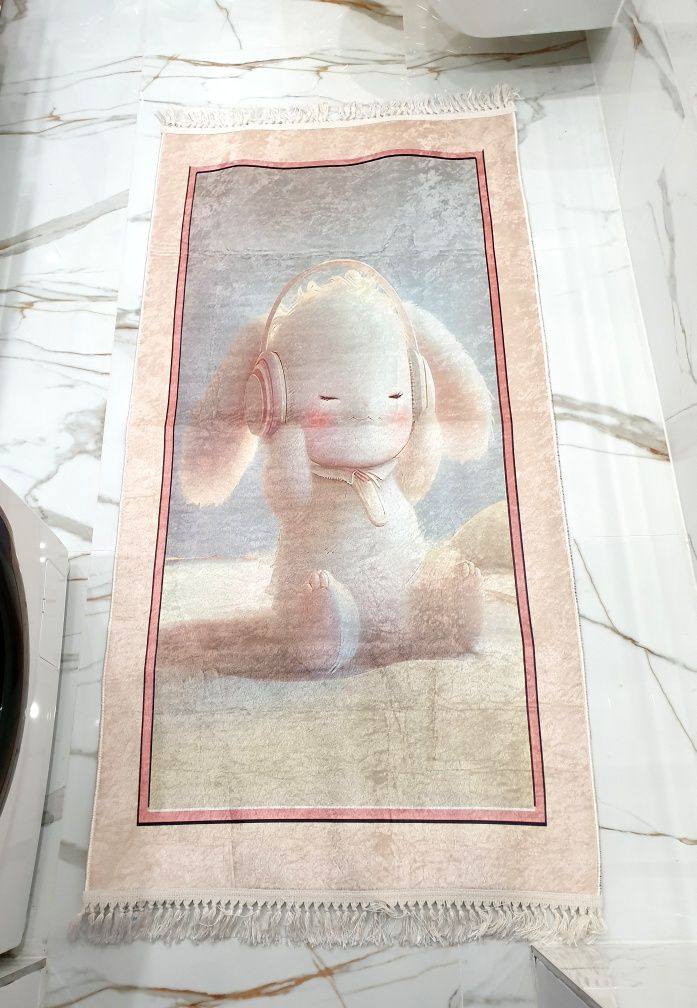 Super turecki dywan z króliczkiem dla dziecka 165cm x 78cm