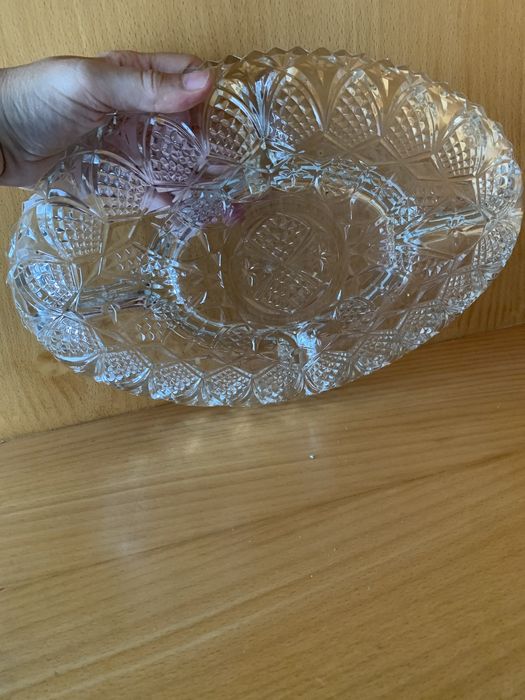 Prato de vidro para aperitivos