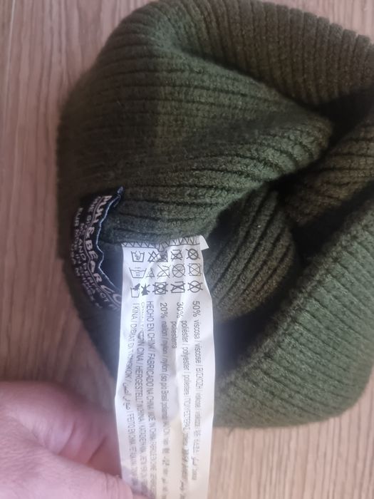 Шапка міні біні pull&bear