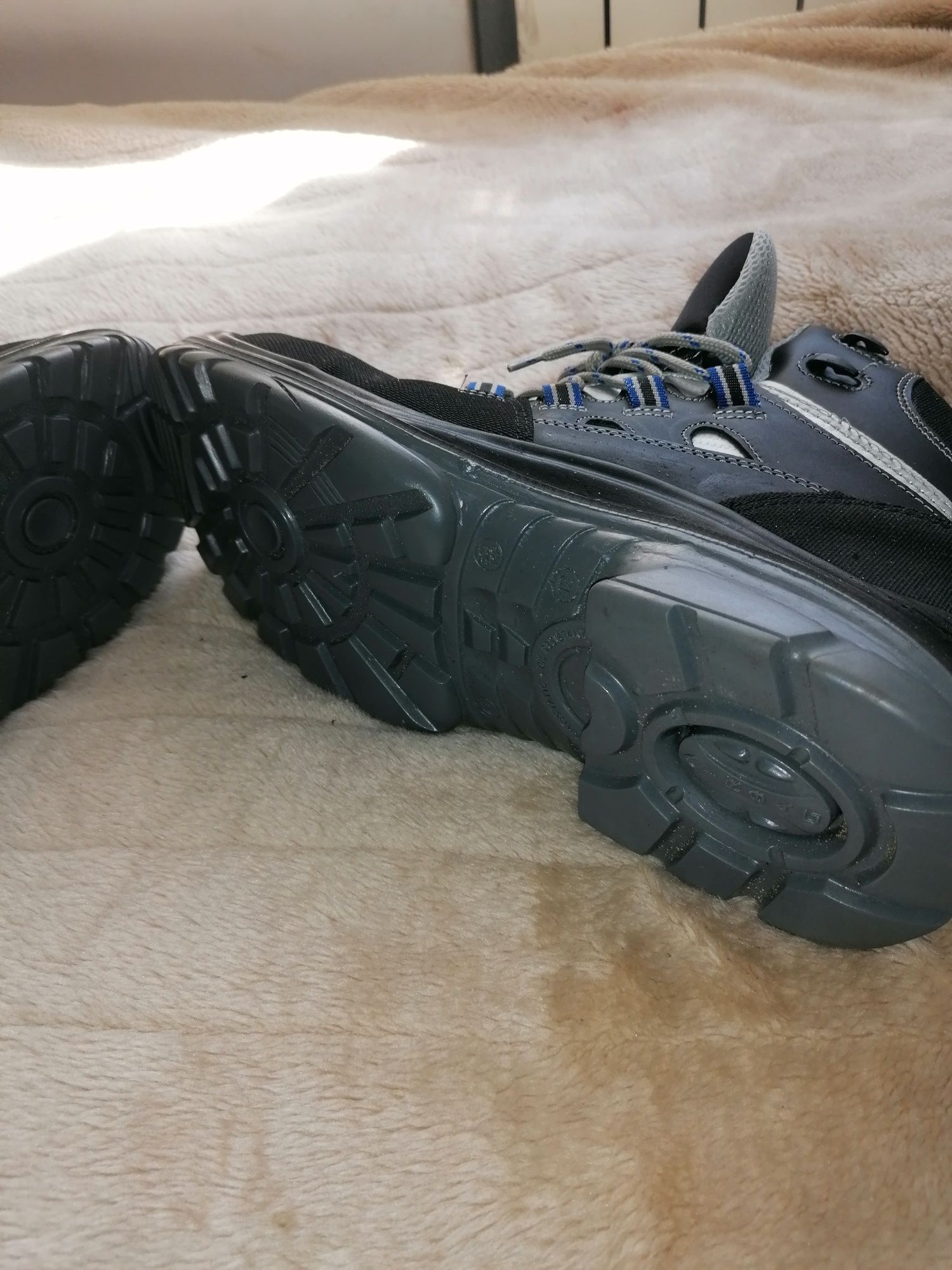 Buty robocze bezpieczne Berner męskie nowe rozmiar 47 33 cm