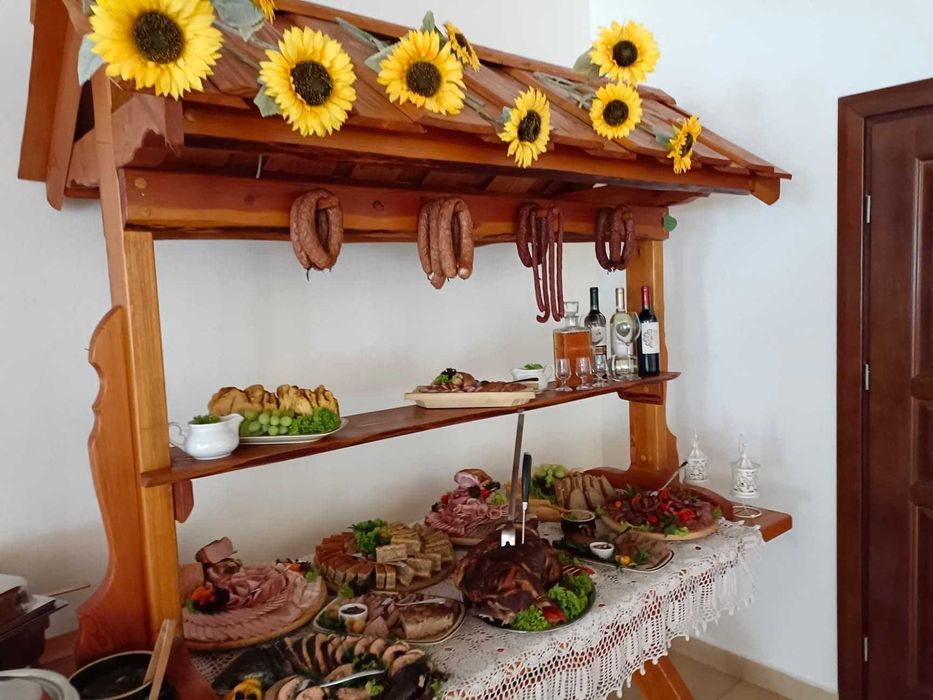Wiejski stół, drewniany duży