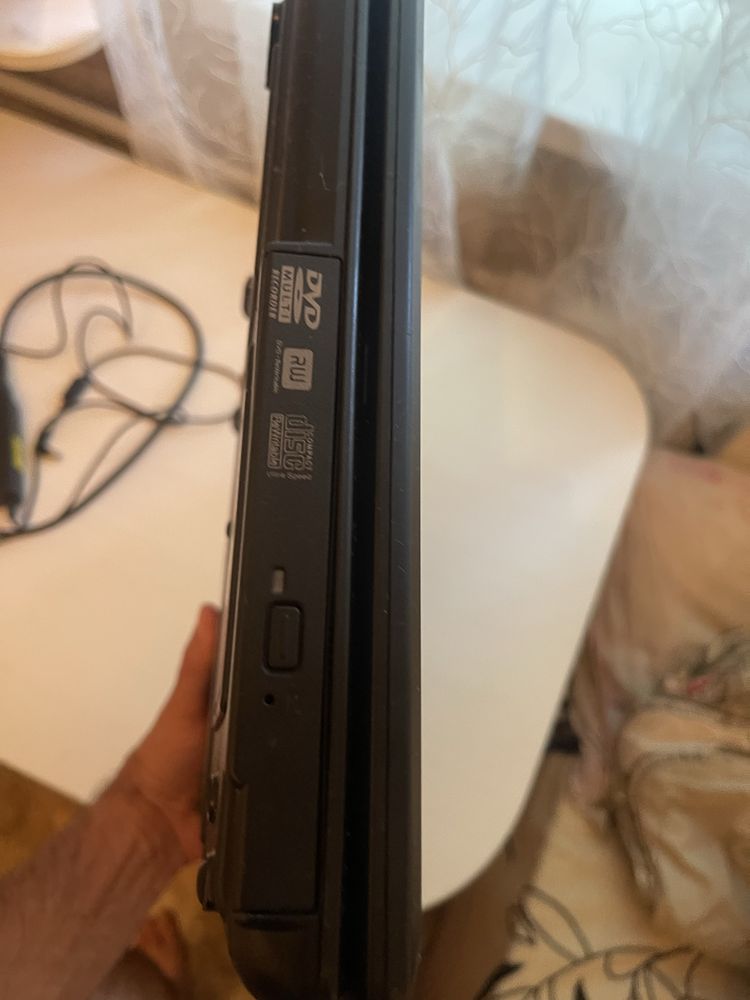 ноутбук Asus 14 дюймов