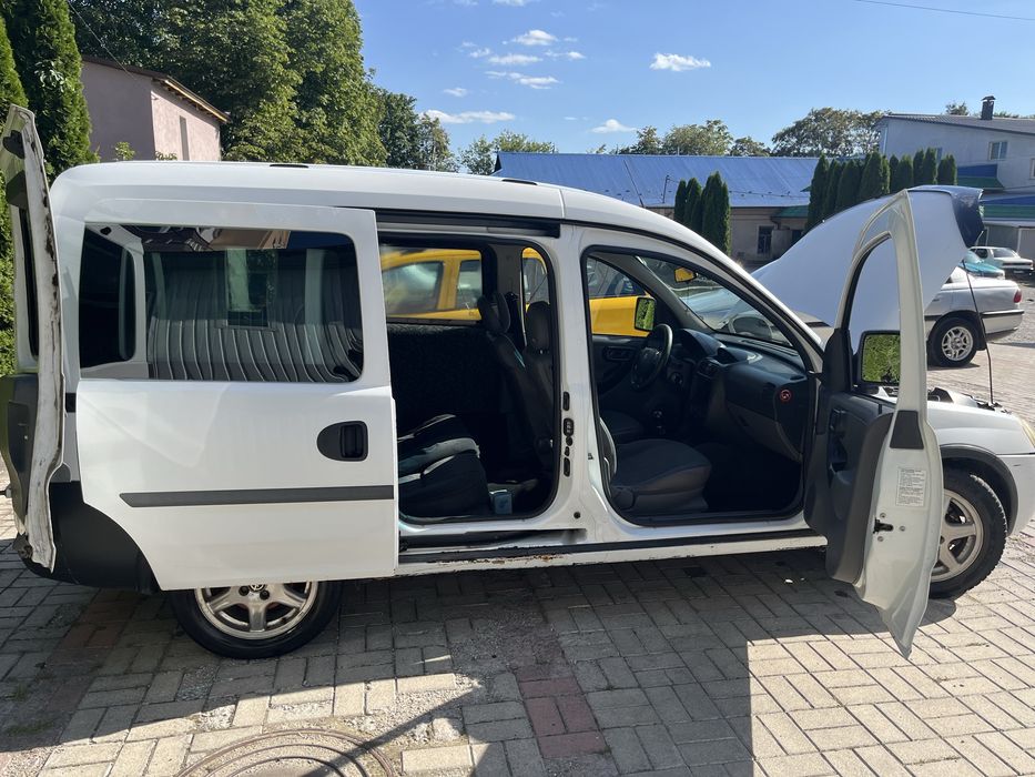 Опель Комбо обмін/продаж