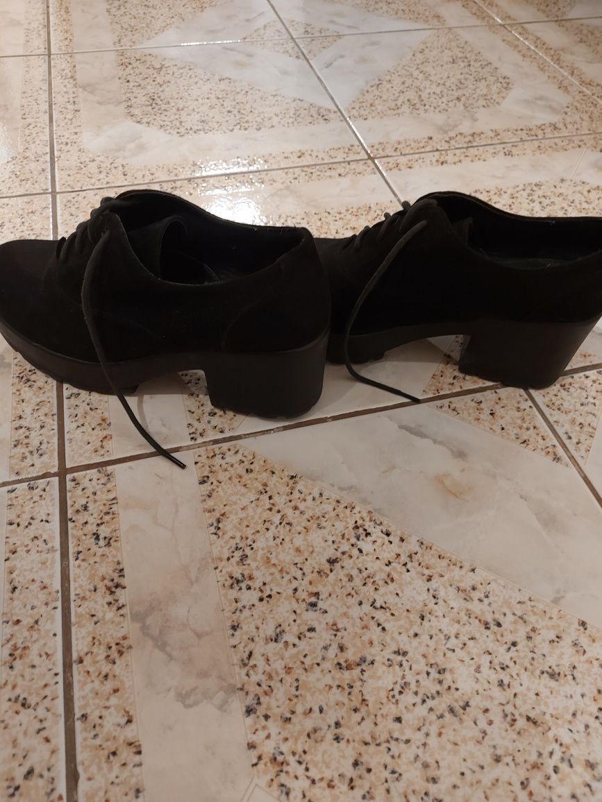 Sapatos com plataforma alta, confortáveis