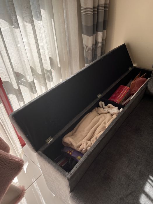 Sofá c/Chaise e arrumo